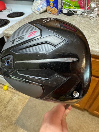9* Titleist TSi2 Right Handed Driver Senior Flex 9 Loft (Used) Righty