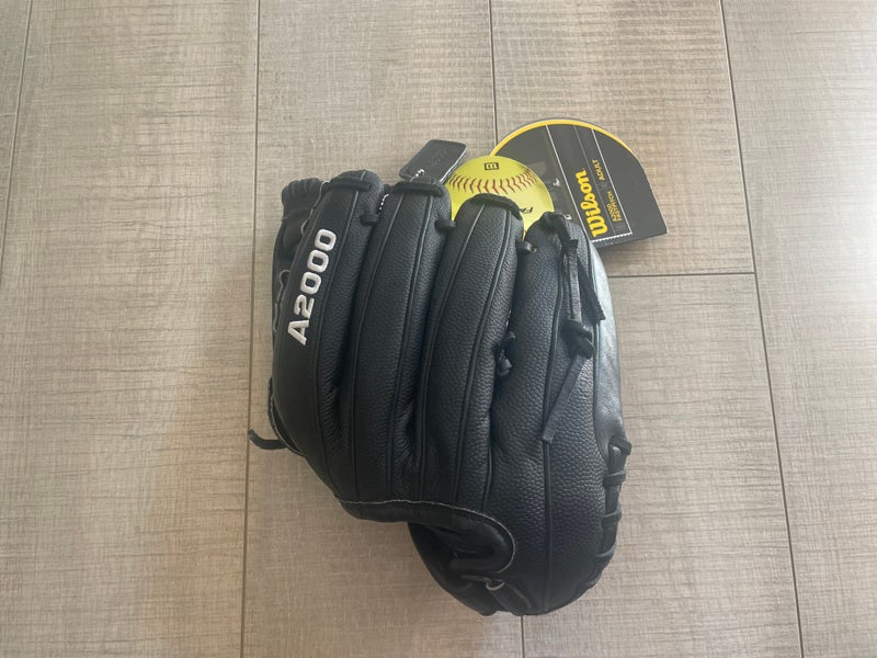 Outfield LH Wilson A2000 Baseball Glove 12" (New)
