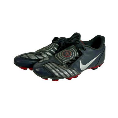 Used Nike 90 Soccer Cleats Grey Junior 04 11506-S000241404