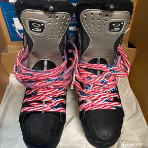 Nike Quest 3 Jr Hockey Skates size 4.5D