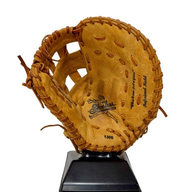 Used SHOELESS JANE PROFESSIONAL MODEL First Base Mitt RH Throw 13" 11506-S000284096