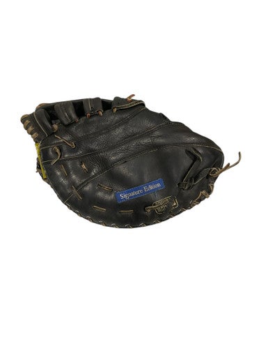 Used Wilson A2821 BB/SB Catchers RH Throw Black 35" 11847-S000026834