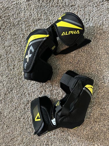 Senior Medium Warrior Alpha LX 40 Elbow Pads (Used)
