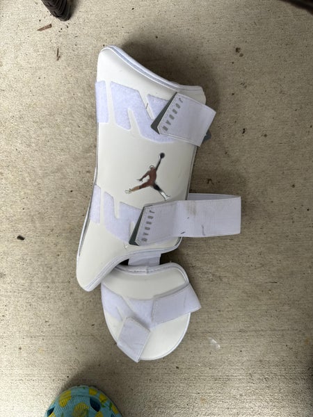 White Senior Air Jordan  (New)