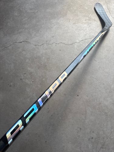 P28 87 Flex Senior Bauer Nexus Sync Left Hand Hockey Stick Pro Stock (Used)