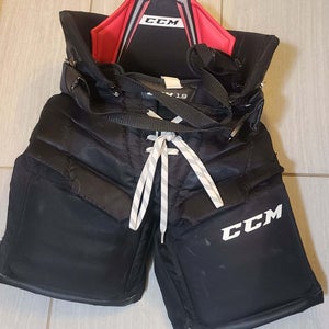 Intermediate Small CCM HPG 1.9 Hockey Goalie Pants (Used)
