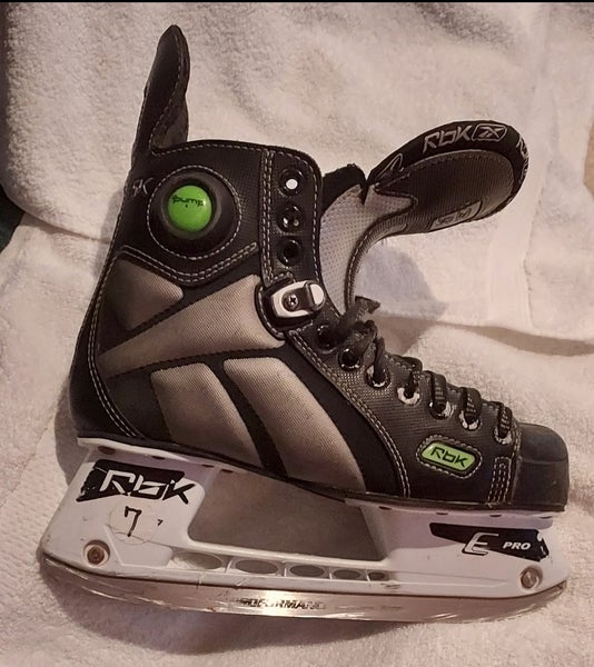 Used Reebok 5K Hockey Skates senior size 7,  Regular Width