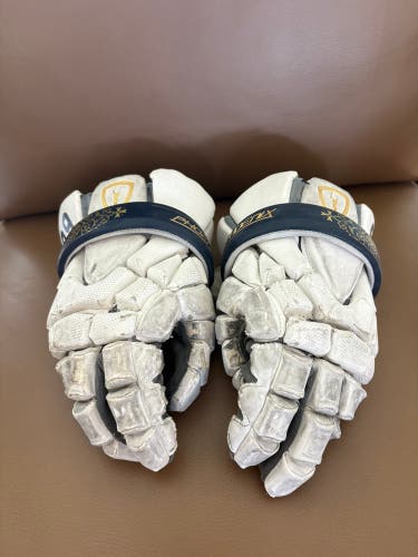 Notre Dame game used lacrosse gloves
