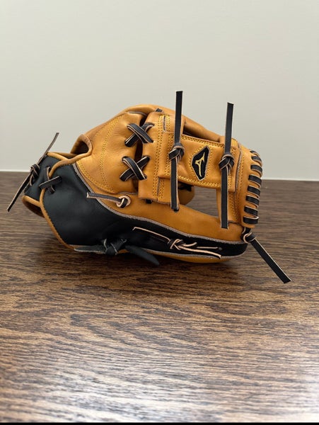 Mizuno Pro Classic Baseball Glove 11.75” RHT
