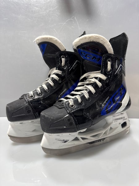 Used CCM JetSpeed Extra Size 2 Regular Skates