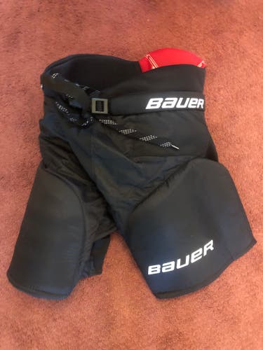 Junior Medium Bauer Nsx Hockey Pants (Used)