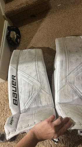 31" Bauer Goalie Leg Pads (Used)