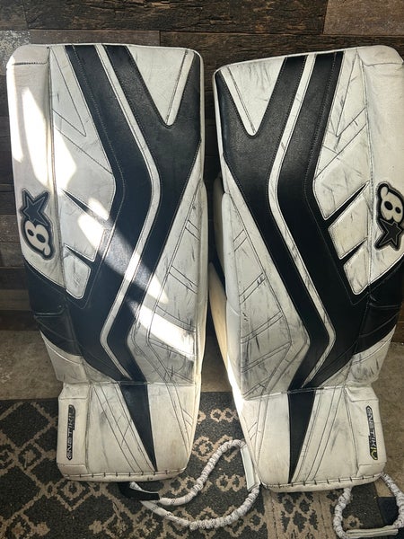 Brian’s Gnetik IV 34+1” goalie leg pads