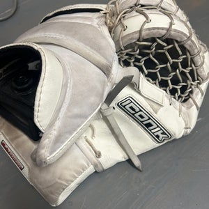 Brian’s Iconik senior trapper / glove