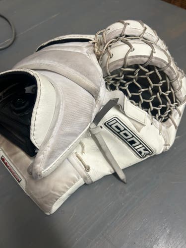 Brian’s Iconik senior trapper / glove