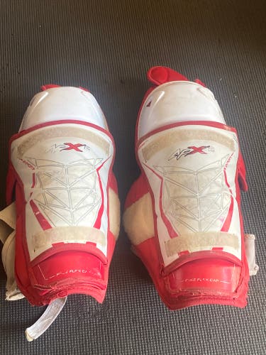 Senior Bauer Vapor APX2 14" Shin Pads (Used)