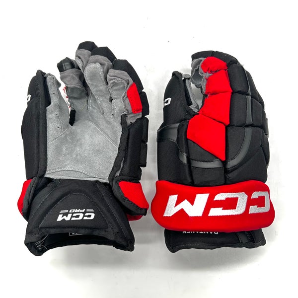 Mikko Rantanen Pro Stock - CCM HG12 15" Used Pro Stock Gloves (Black/Red)