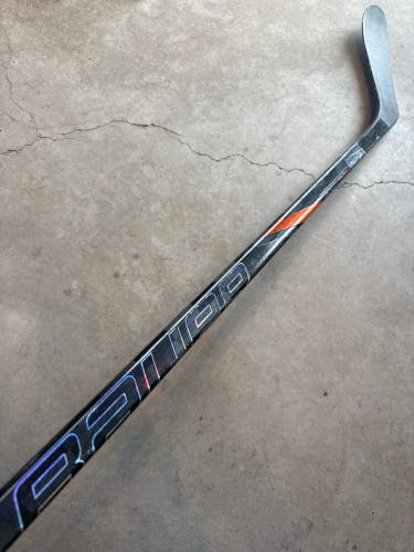 P28 70 Flex Senior Bauer Nexus Tracer Left Hand Hockey Stick Pro Stock (Used)
