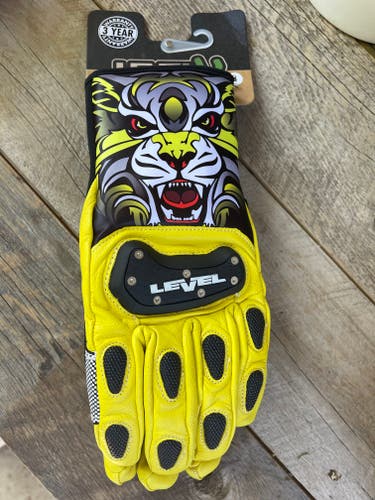 Yellow Medium/Large Adult Unisex Level Gloves (New)