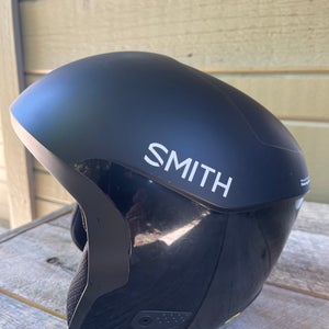 Unisex Small Smith Icon Helmet (New) FIS Legal