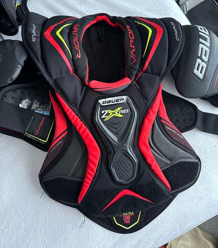 Bauer hockey 2x pro shoulder pads