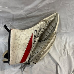 Used Regular CCM Extreme Flex III E3.5 Glove