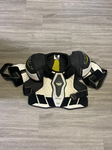 Senior Medium CCM Ultra Tacks Pro Shoulder Pads Pro Stock (Used)