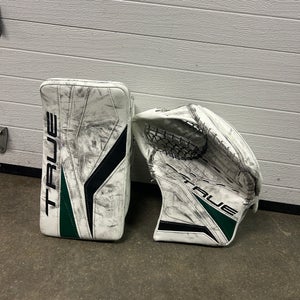 True Pro Stock L12.2 Goalie Glove Set Holtby
