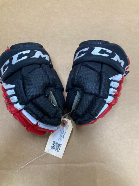 Black Junior CCM FT4 Gloves 10" (Used)
