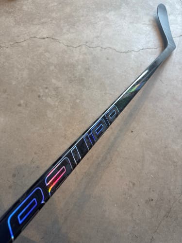 P28 77 Flex Senior Bauer Nexus Tracer Left Hand Hockey Stick Pro Stock (Used)