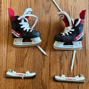 CCM JetSpeed Youth Hockey Skates 7 (Used one time)
