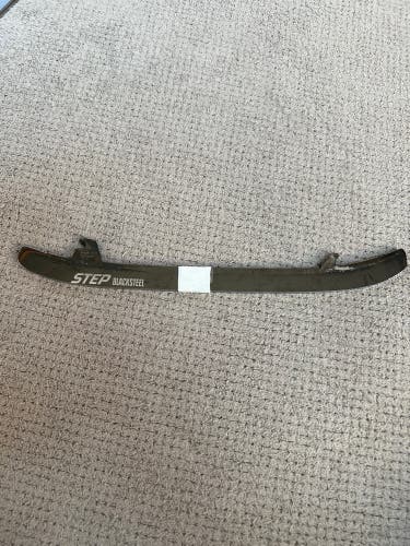 Blacksteel step steel size 255 used