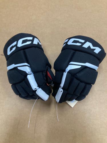 Youth CCM Next Gloves 9" (Used)