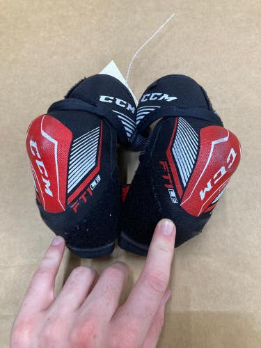 Youth Large CCM JetSpeed FT1 Elbow Pads (Used)