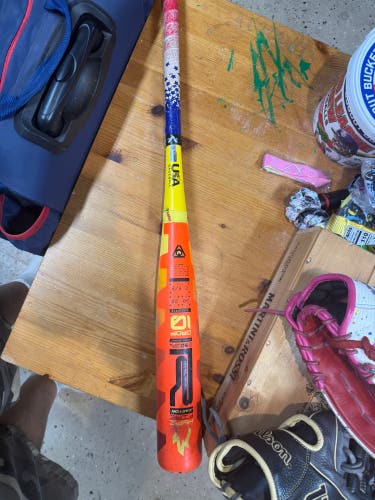 Easton Hype Fire Composite USABat Certified Bat (-10)  20 oz 30" (Used)