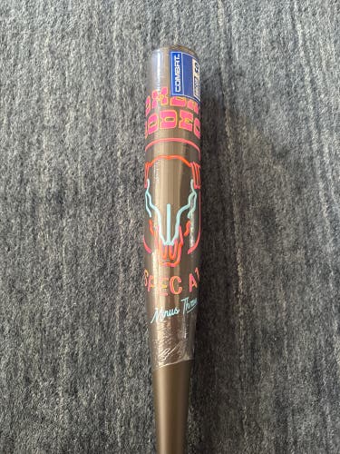 2025 Combat MFG Spec A1 Alloy BBCOR Certified Bat (-3) 30 oz 33" (New)