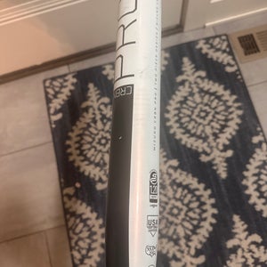 2025 Mizuno CRBN Pro Composite Bat 23 oz 33" (Used)