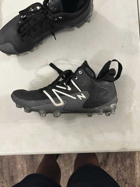 Black Men's Size M 10.0 (W 11.0) Adult New Balance Mid Top Freeze 3.0 (Used)