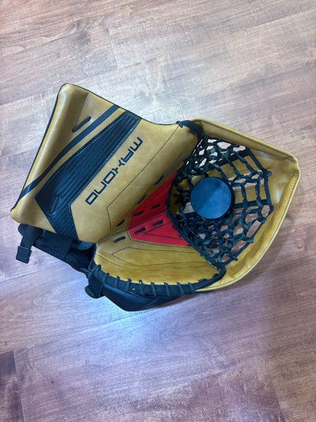 Maxond Heretic Hockey Regular Goalie Glove (Used) - Rare!
