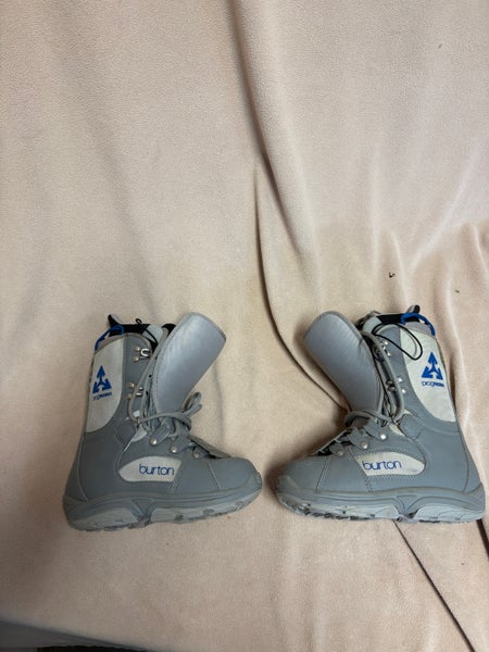 Unisex Size M 4.0 (W 5.0) Burton Progression Snowboard Boots All Mountain (Used)