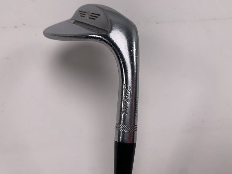 Titleist Vokey SM8 Tour Chrome Wedge 58* 8 M-Grind Wedge Steel RH Midsize Grip
