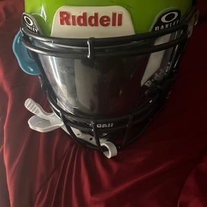 Extra Large Adult Riddell SpeedFlex Helmet (Used)