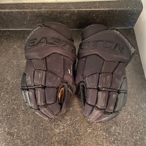 Easton Synergy 80 Blackout Gloves - Size 11"