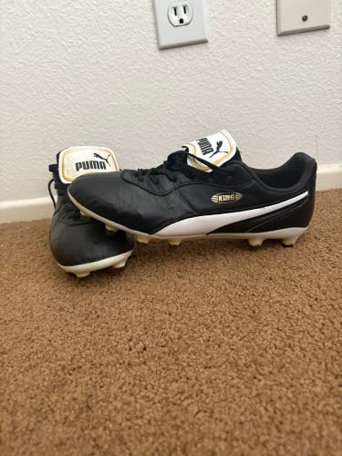 Men's Size M 7.0 (W 8.0) Puma King Cleats (Used)