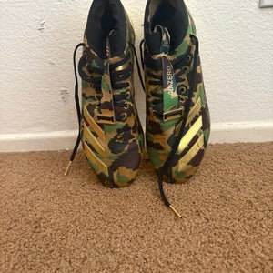 Men's  Size M 8.5 (W 9.5) Adidas (Used)