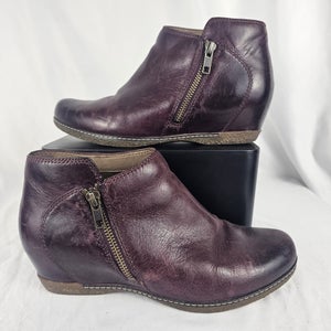 Dansko Leyla Womens Hidden Wedge Ankle Bootie Wine Red Leather Shoes Size 38/7.5
