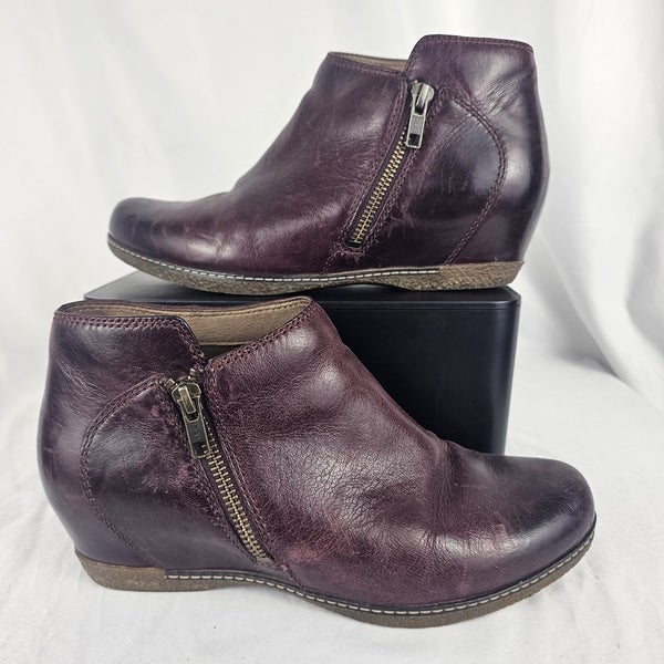 Dansko Leyla Womens Hidden Wedge Ankle Bootie Wine Red Leather Shoes Size 38/7.5