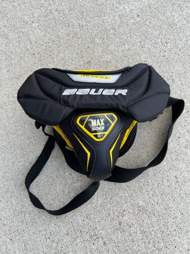 Bauer Supreme (Used)