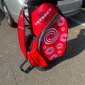 Odyssey staff golf bag