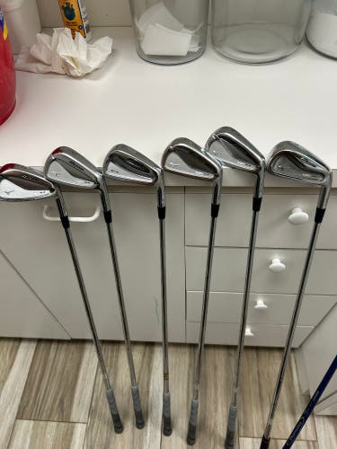 Mizuno Golf Clubs